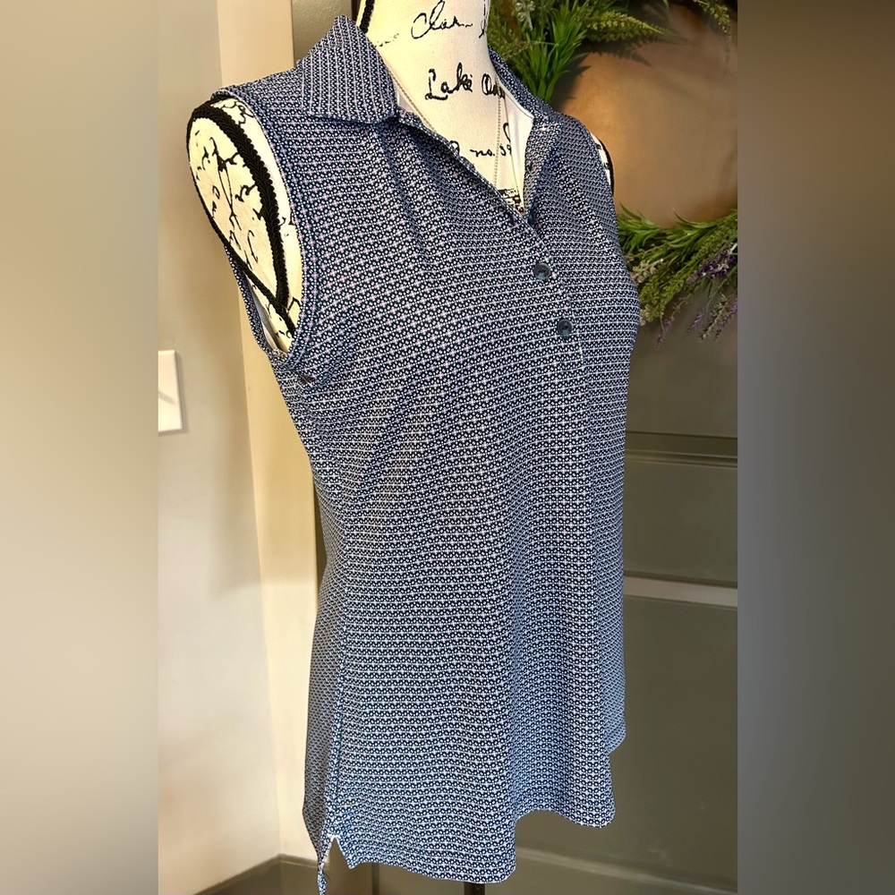 Peter Millar Golf SPF Shirt Sleeveless Navy/Lavender Polo Golf Shirt.